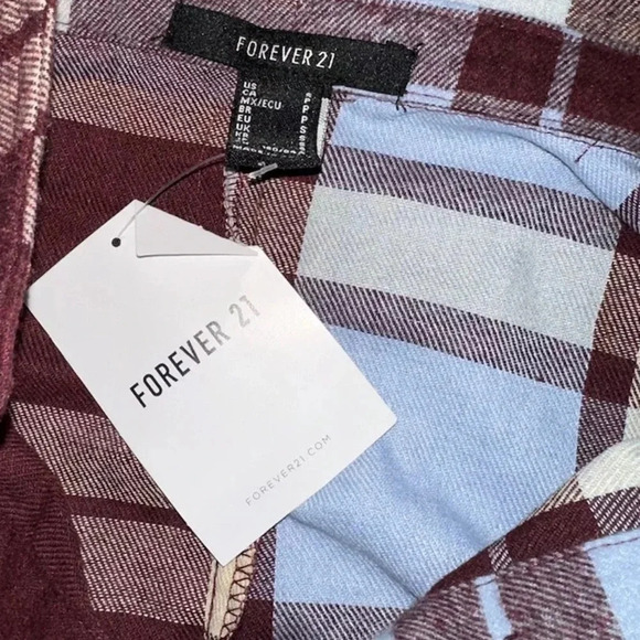 NWT Forever 21 Womens Cropped Burgundy & Blue Plaid Flannel Button Down Size S - Picture 6 of 7